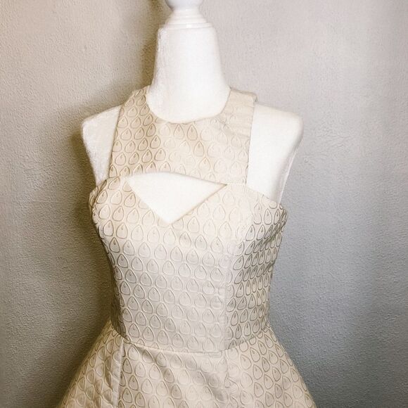 Keepsake the Label Friend Crush Jacquard Peplum Mini Dress - Picture 5 of 14